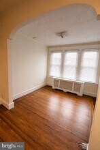 652 Jamestown Ave. in Philadelphia, PA - Building Photo - Building Photo