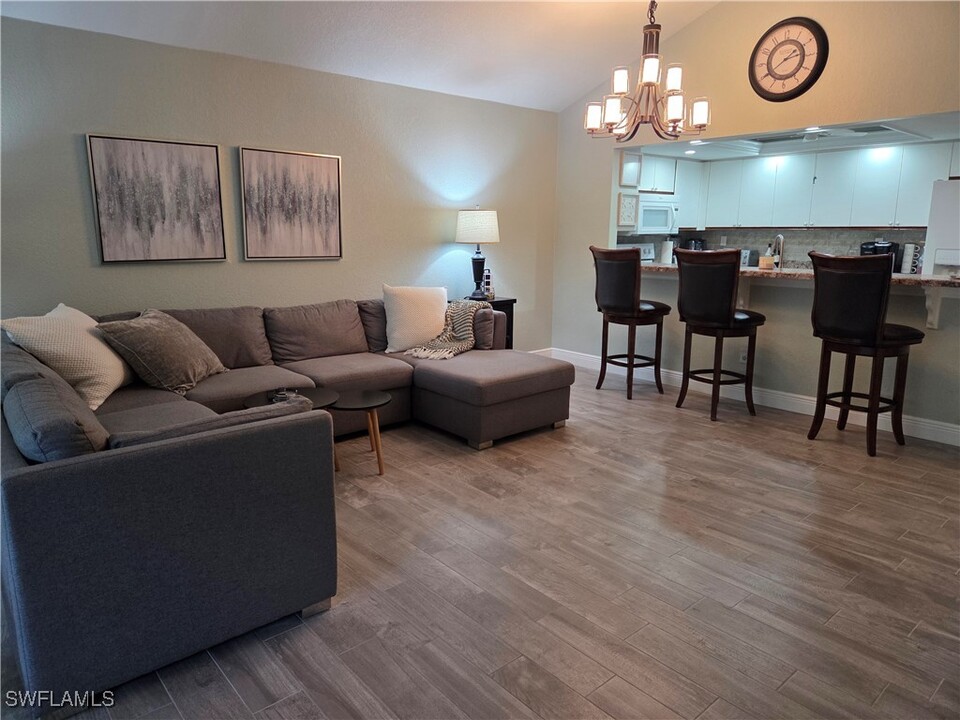 22161 Tallwood Ct in Estero, FL - Building Photo