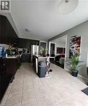 24 Armes St in Hamilton, ON - Building Photo - Building Photo