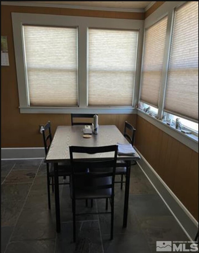 955 Grinnel Ave in Lovelock, NV - Building Photo - Building Photo