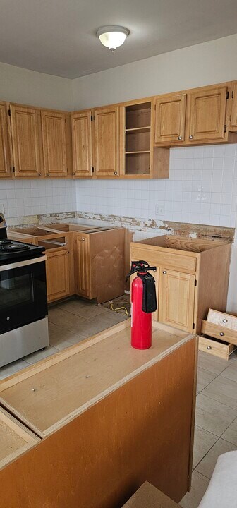 1117 Commonwealth Ave, Unit 8 in Boston, MA - Building Photo