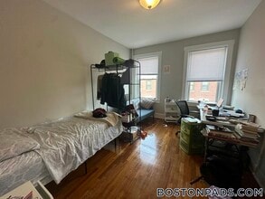 1185 Commonwealth Ave, Unit 16 in Boston, MA - Building Photo - Building Photo