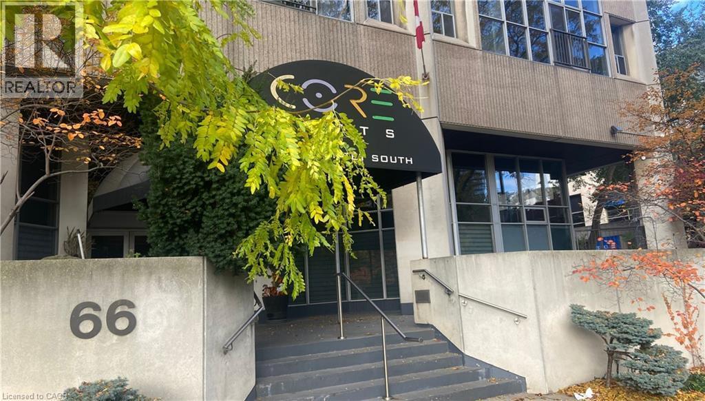 66 Bay St S in Hamilton, ON - Building Photo
