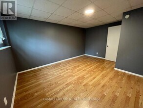 38 Mayfair Dr in Welland, ON - Building Photo - Building Photo