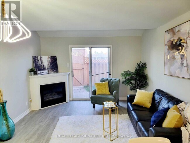 property at 67-67 Vly Vw Rd