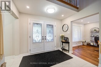 147 Millard St in Whitchurch-Stouffville, ON - Building Photo - Building Photo