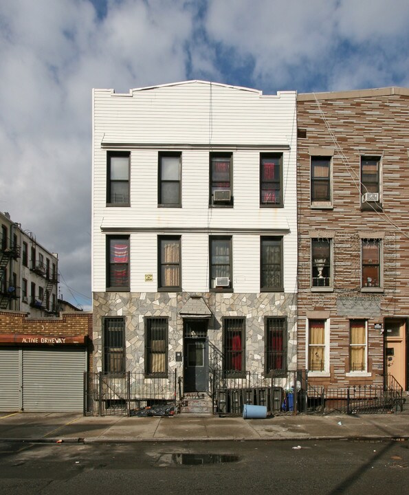 289 Jefferson St in Brooklyn, NY - Building Photo