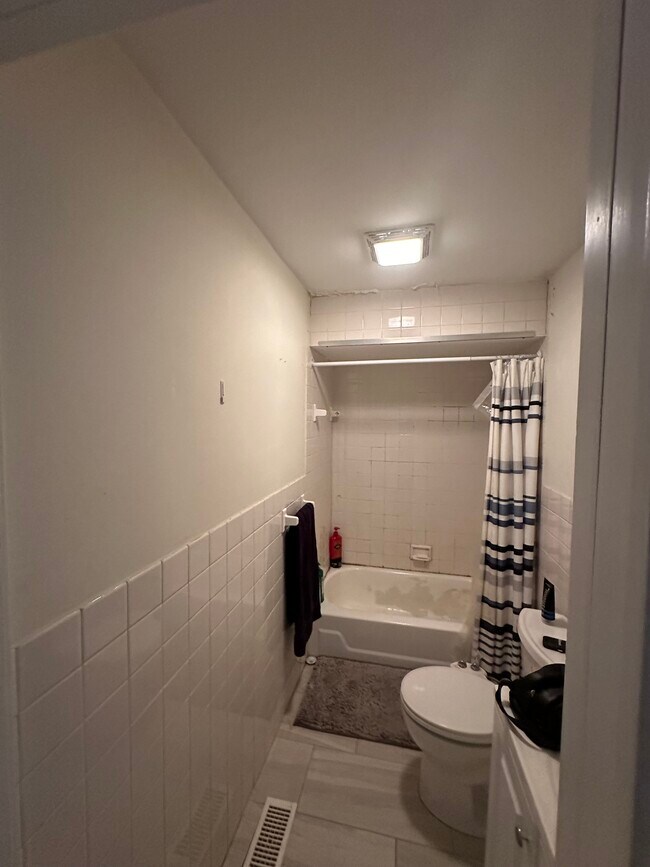 171 Walnut St, Unit 2 in Somerville, MA - Building Photo - Building Photo