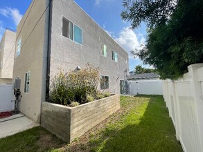 6754 W 86th Pl in Los Angeles, CA - Building Photo - Building Photo