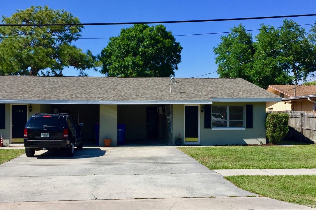 3331 Dryer Ave, Unit 3331 in Largo, FL - Building Photo