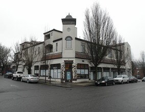 1901-1915 NW 26th Ave in Portland, OR - Building Photo - Building Photo