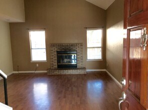 8112 Fawn St in Bakersfield, CA - Building Photo - Building Photo