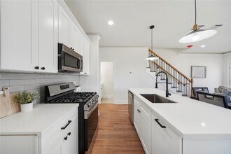 5512 San Jose St in Houston, TX - Building Photo - Building Photo