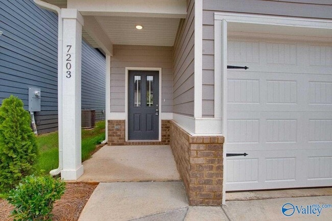7203 Chatfield Wy NW in Huntsville, AL - Building Photo - Building Photo