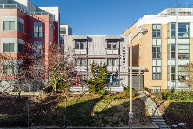 Mercury in Washington, DC - Foto de edificio - Building Photo