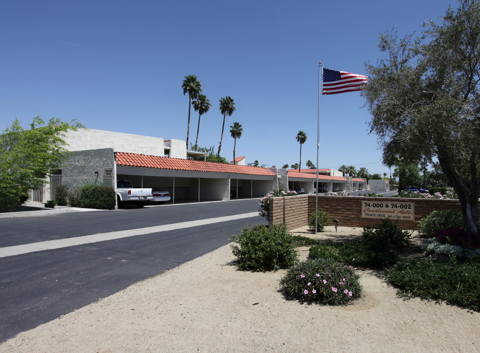 Candlewood Apartments in Palm Desert, CA - Foto de edificio