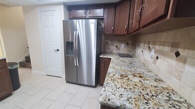 2413 Autumndale Dr in Mesquite, TX - Building Photo - Building Photo