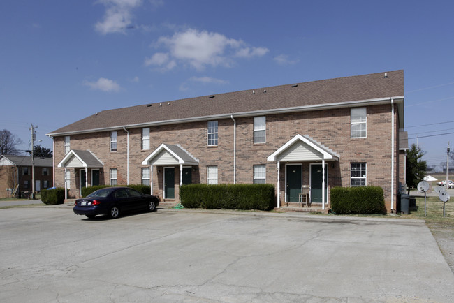 3279 Tower Dr in Clarksville, TN - Foto de edificio - Building Photo