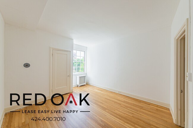 3278 Wilshire Blvd in Los Angeles, CA - Building Photo - Building Photo