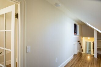 1809 Versailles Ave in Alameda, CA - Building Photo - Building Photo