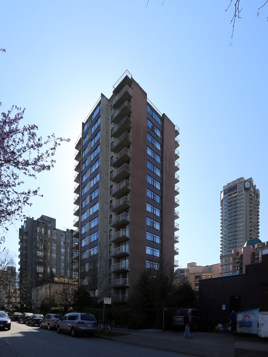 Barclay House in Vancouver, BC - Building Photo