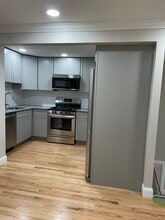 24 Spring St in Wethersfield, CT - Building Photo - Building Photo