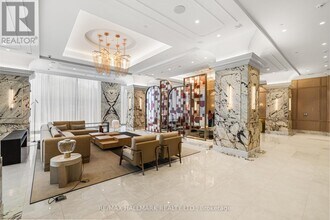 10-1710 Inn On The Pk Dr in Toronto, ON - Building Photo - Building Photo