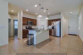 7520 S Circulo Rio Blanco in Tucson, AZ - Building Photo - Building Photo