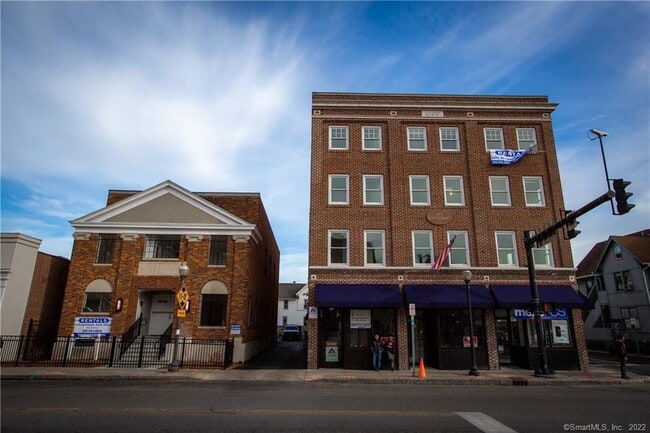 70 S Main St in Norwalk, CT - Building Photo - Building Photo