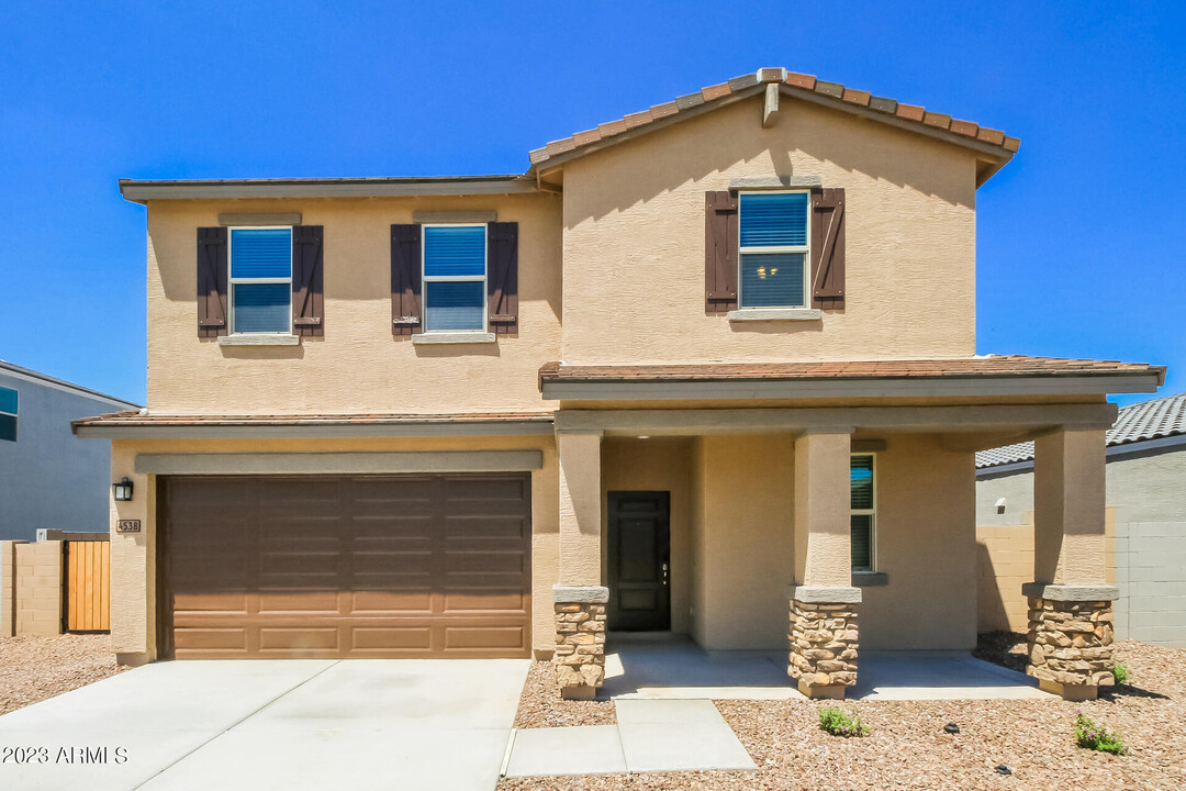 4538 E Hackney Rd in San Tan Valley, AZ - Building Photo