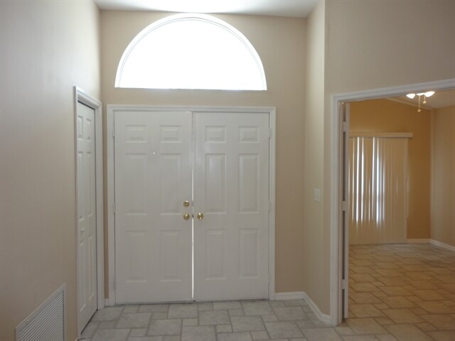 10419 Salisbury St in Riverview, FL - Building Photo - Building Photo