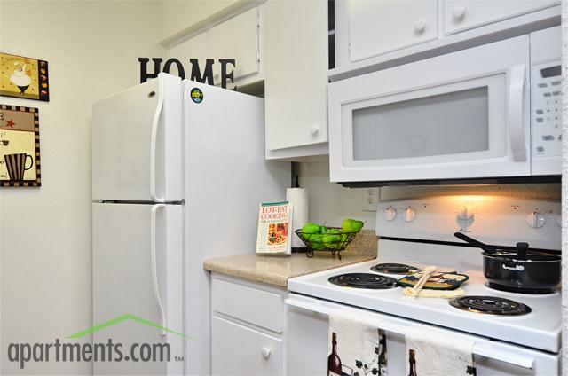 Serena Grove 2 in Houston, TX - Building Photo - Interior Photo