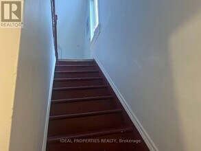 277 Bronson Ave in Ottawa, ON - Building Photo - Building Photo