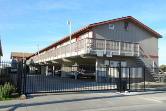 1041 Sieber Ave in Salinas, CA - Building Photo - Building Photo