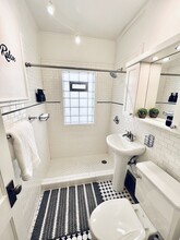 4255 Minnehaha Ave in Minneapolis, MN - Building Photo - Building Photo