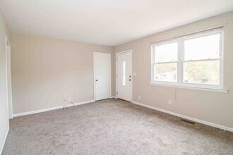 808 Helton Dr in Clarksville, TN - Building Photo - Building Photo