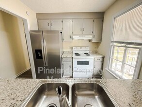 518 Suffolk Ct in Fayetteville, NC - Foto de edificio - Building Photo