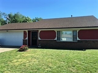 1367 Parkside Dr