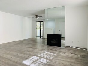 14228 Dickens St in Sherman Oaks, CA - Building Photo - Interior Photo