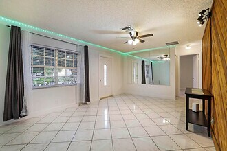 6128 Carthage Cir S in Greenacres, FL - Building Photo - Building Photo