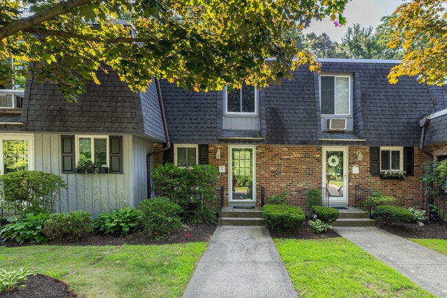 property at 861 S Main St