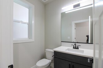 735 Rio Vis Lp in Richland, WA - Building Photo - Building Photo