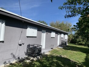 2911 NW 11th Pl, Unit # B in Fort Lauderdale, FL - Building Photo - Building Photo