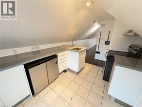 41 Fairview Ave in Hamilton, ON - Building Photo - Building Photo