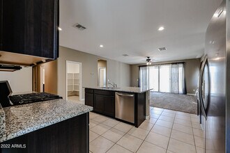 30038 W Rockmount Ave in Buckeye, AZ - Building Photo - Building Photo