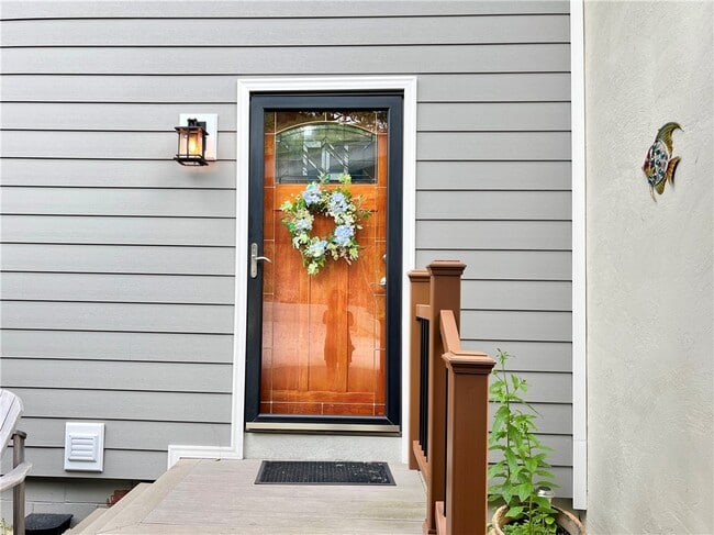 property at 9 Harbour Ln