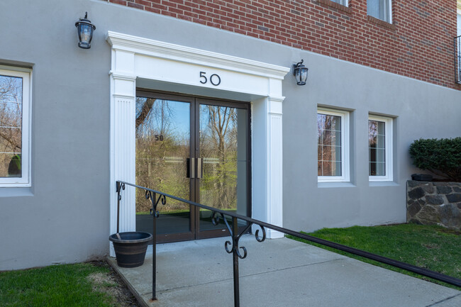 Village at Vinnin Square in Salem, MA - Building Photo - Building Photo