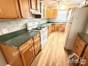 1441 Bassett St in Orange, TX - Building Photo - Building Photo