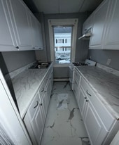 1879 N Main St in Fall River, MA - Building Photo