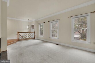 2904 Oakton Crest Pl in Vienna, VA - Building Photo - Building Photo